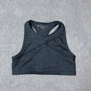Beyond Yoga Out of Line Racerback Sports Bra Comfy Athletic Gym Women's Medium